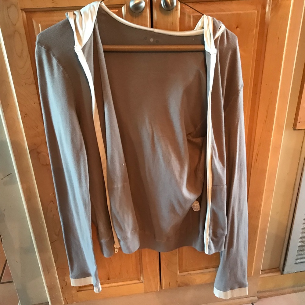Three dots jacket